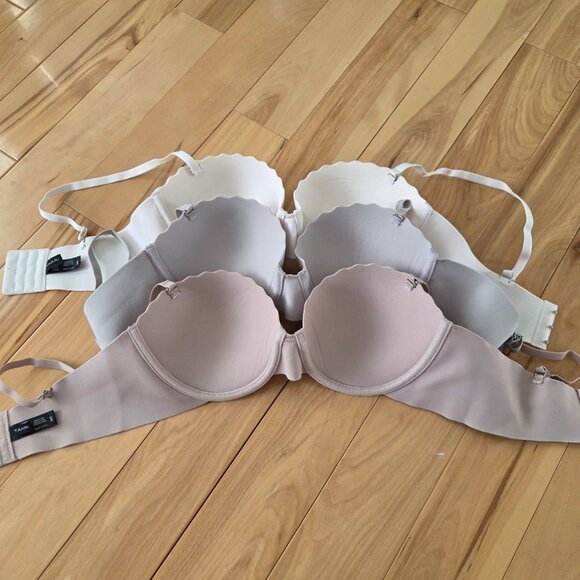 Set of 3 Tahari 34C foam bras - Picture 2 of 5